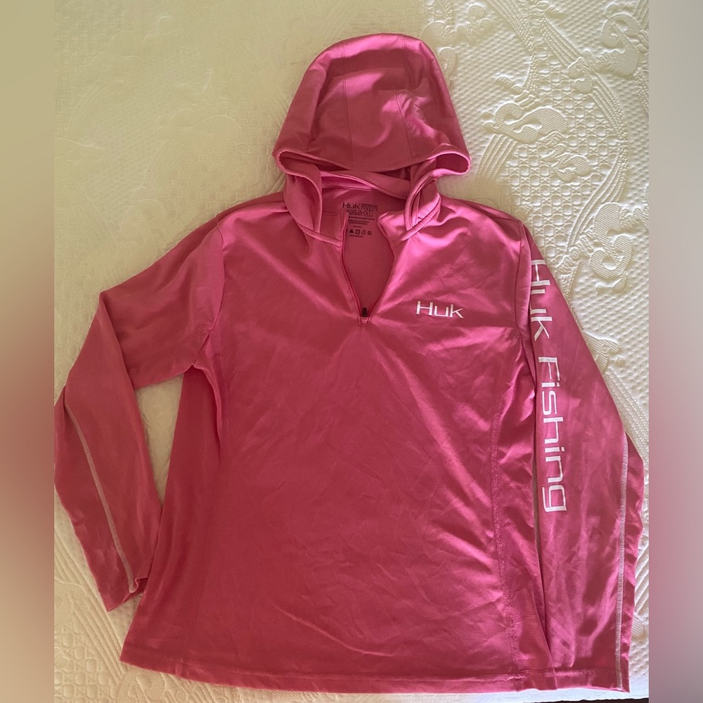 Ladies Huk Fishing long sleeve shirt with hood